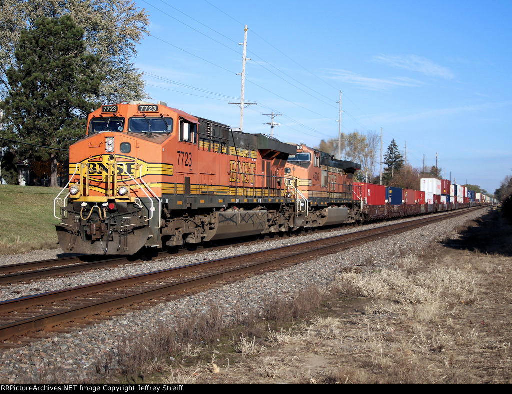 BNSF 7723